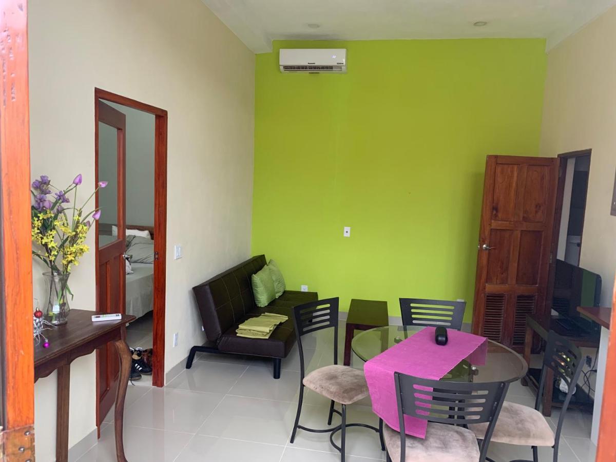 Apartamentos Casa Amarilla Granada Exteriér fotografie