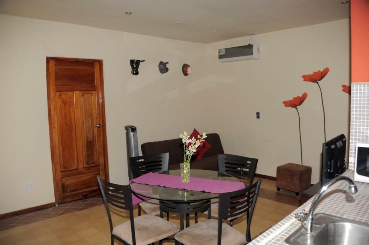 Apartamentos Casa Amarilla Granada Exteriér fotografie